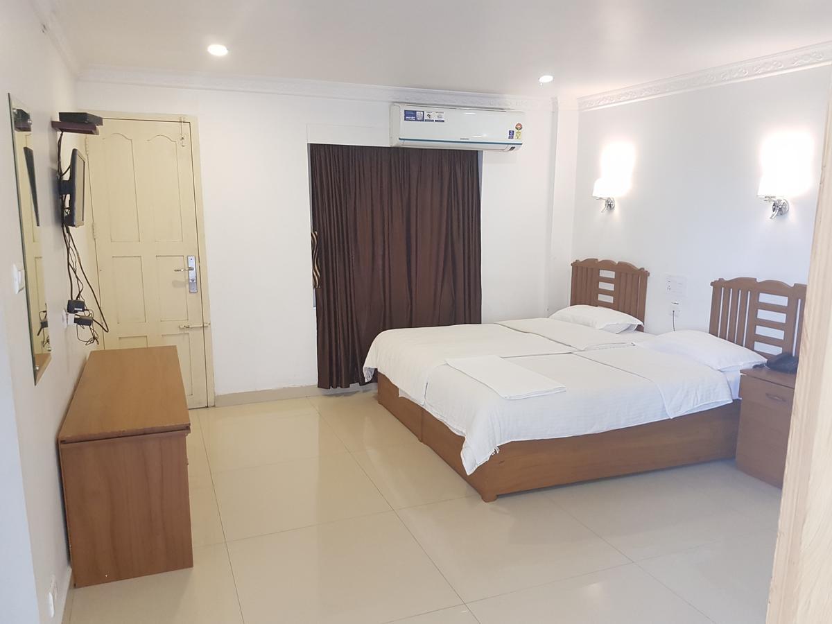 Hotel Princess Residency Nedumbassery Exterior foto