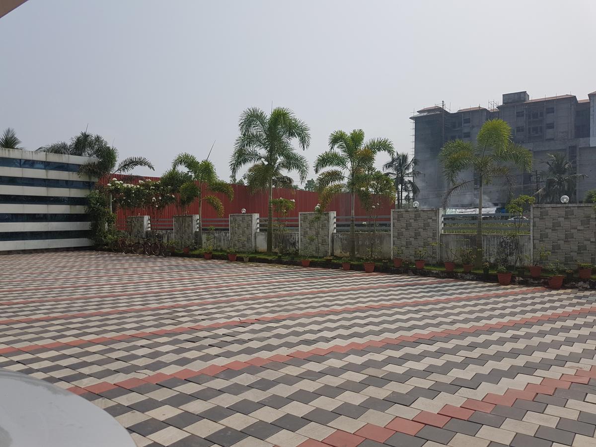 Hotel Princess Residency Nedumbassery Exterior foto